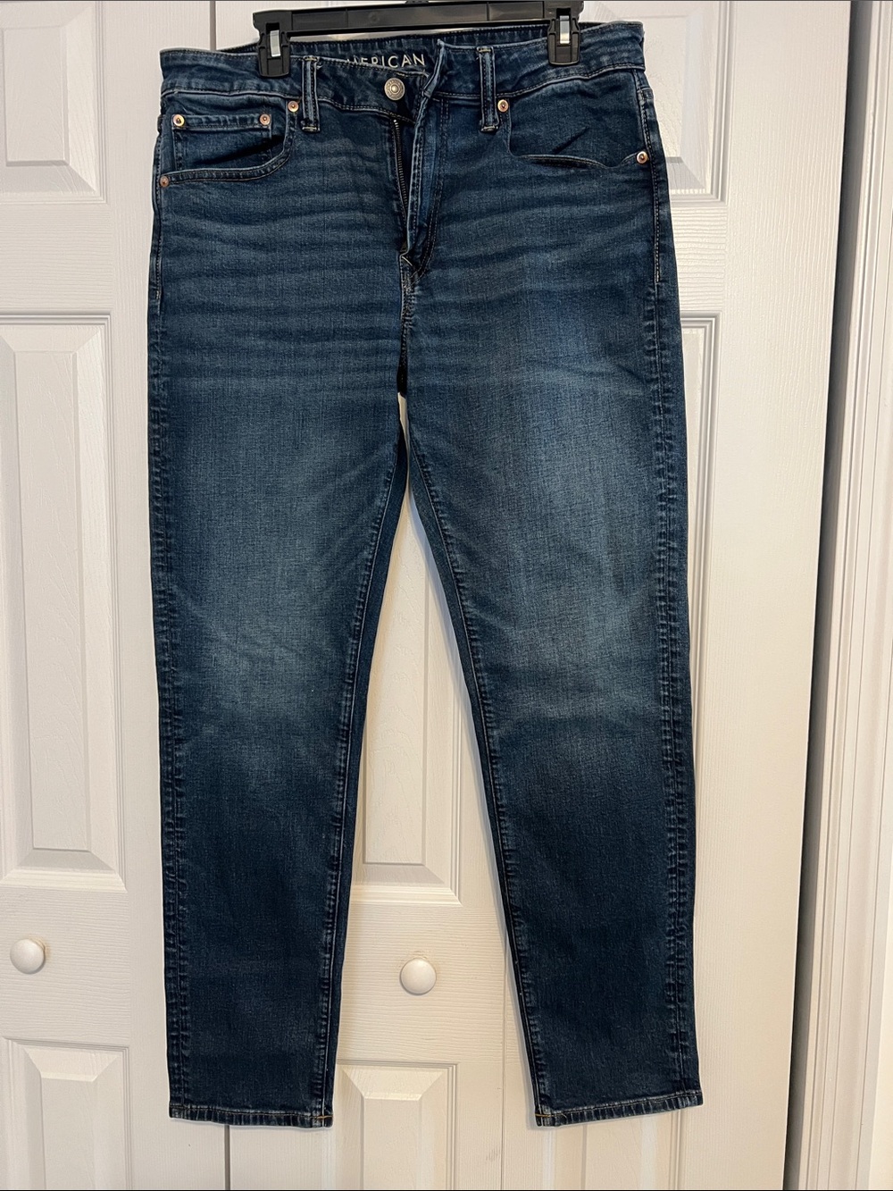 2 Pairs American Eagle Outfitters Men’s Faded Jeans - Picture 6 of 11